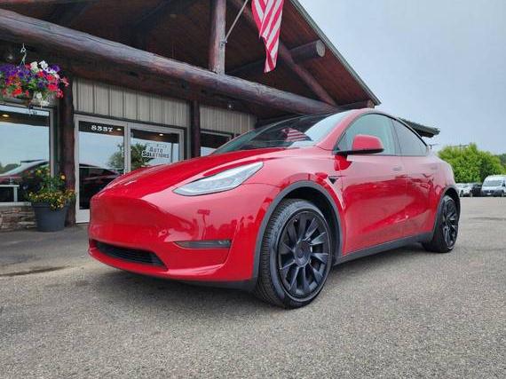 TESLA MODEL Y 2020 5YJYGDEE5LF040963 image